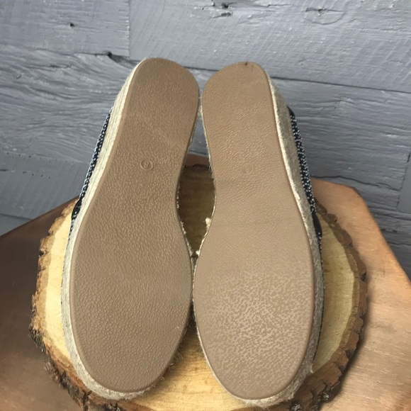 NWOT Andiamo slip on platform espadrilles - Picture 7 of 8